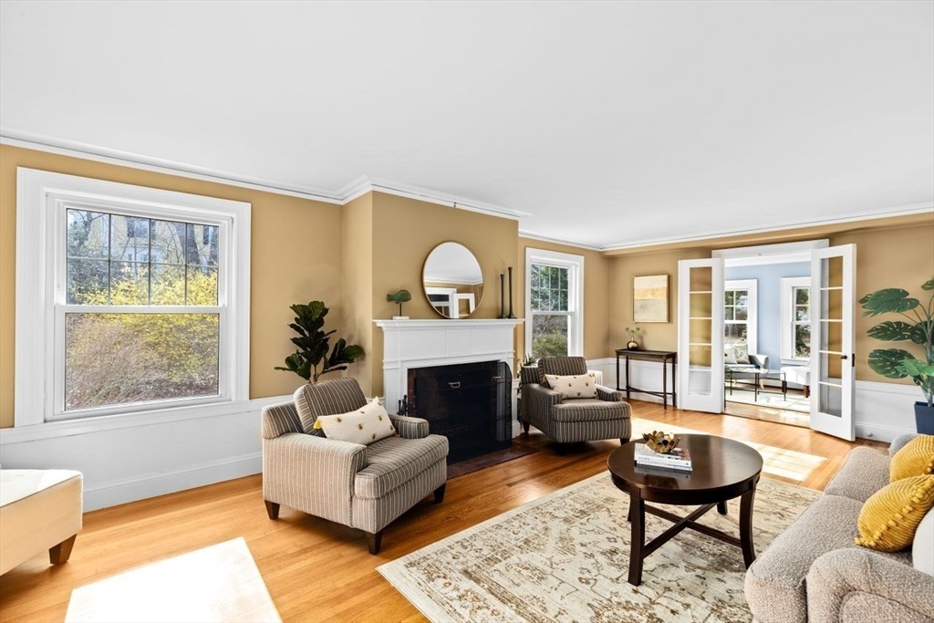 47 Woodland Rd