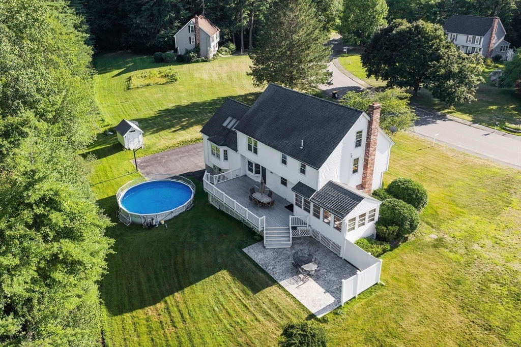 19 Villanova Dr, Westford, MA Photo #3
