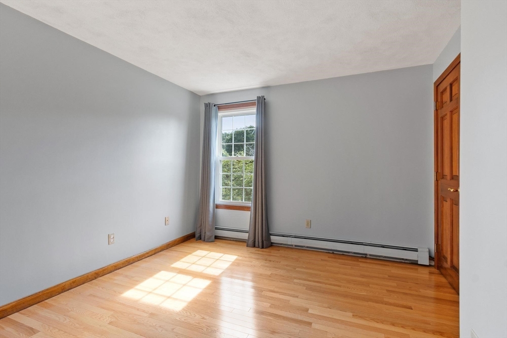 19 Villanova Dr, Westford, MA Photo #28