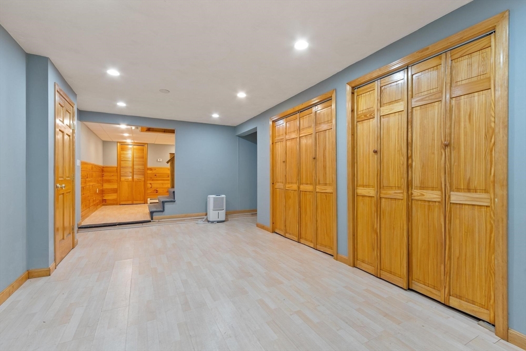19 Villanova Dr, Westford, MA Photo #35