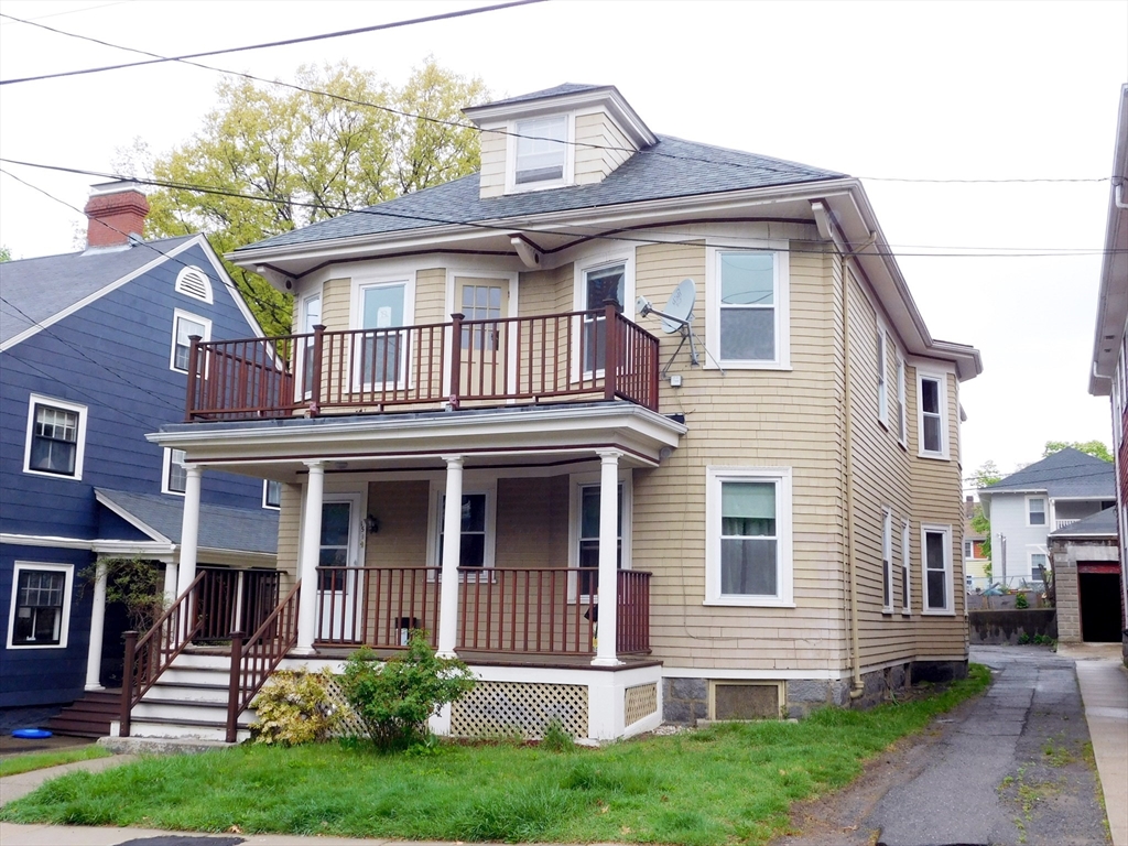 15 Castleton St