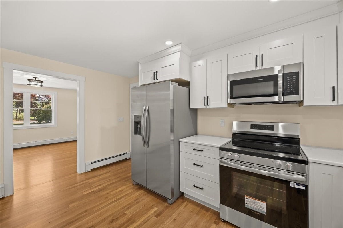 33 Runestone Rd