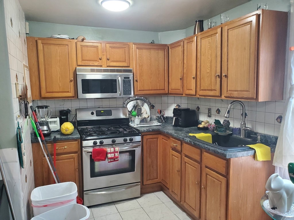 36 Perkins St 3