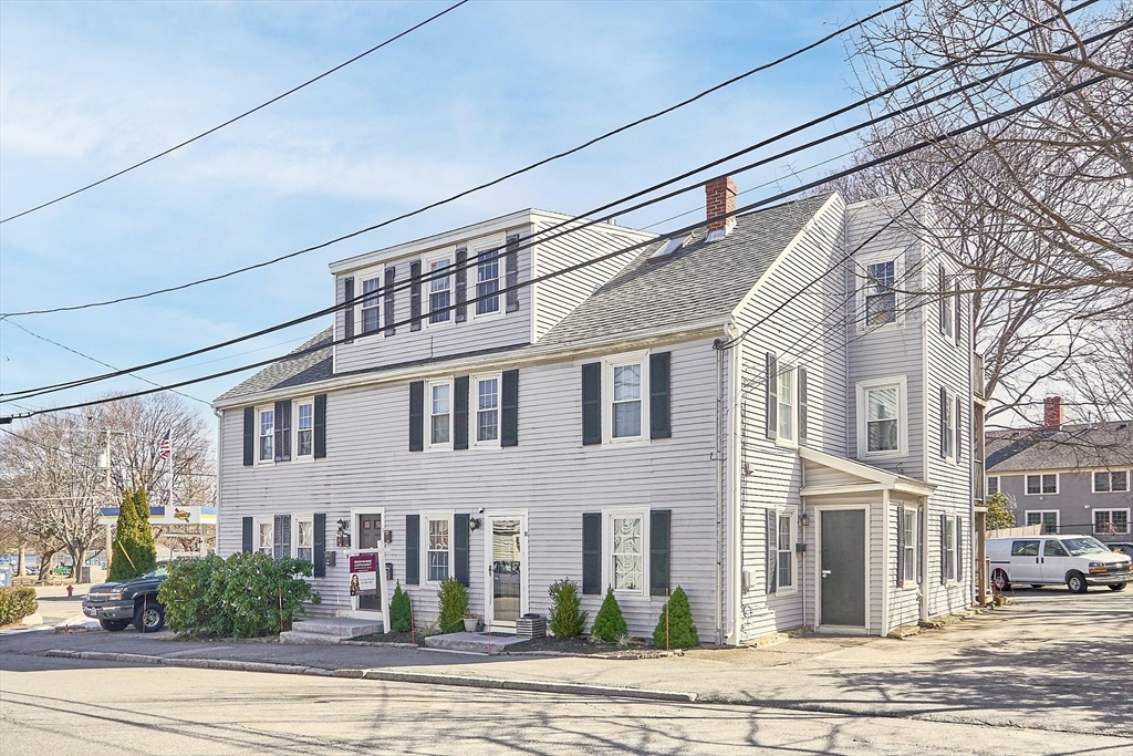 Newburyport, Massachusetts 01950, United States, 1 Bedroom Bedrooms, ,1 BathroomBathrooms,Residential,Active,86041