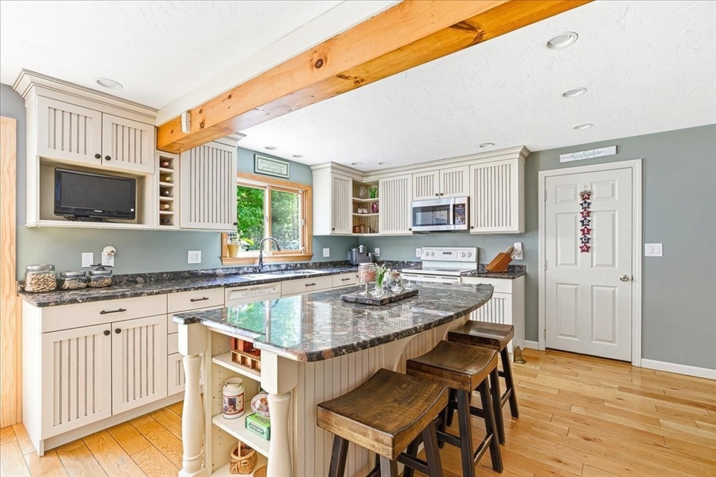 9 Woodridge Rd