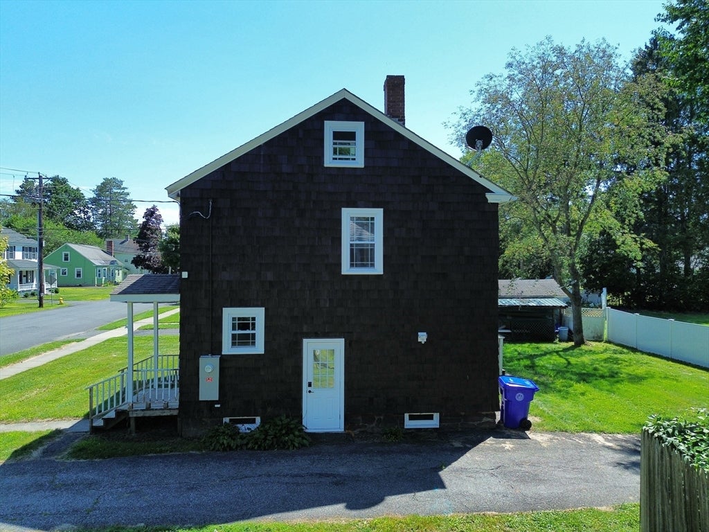 408 Davis St, Greenfield, MA, 408 Davis St, Greenfield, MA Photo #6