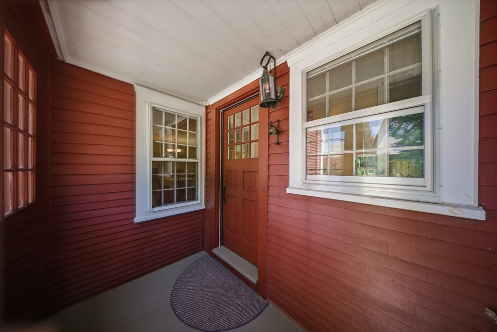 46 Willard Rd