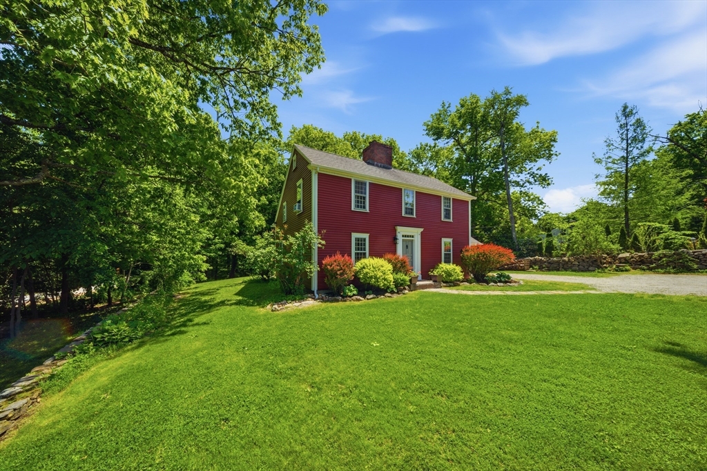46 Willard Rd