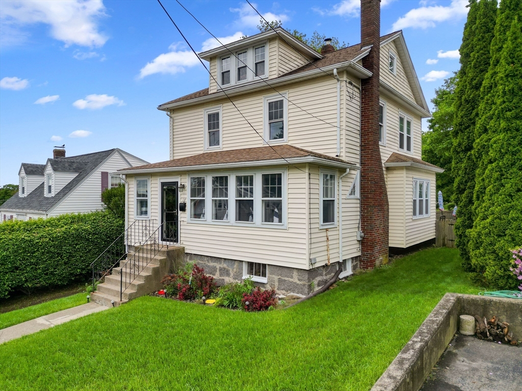 18 Genevieve Rd