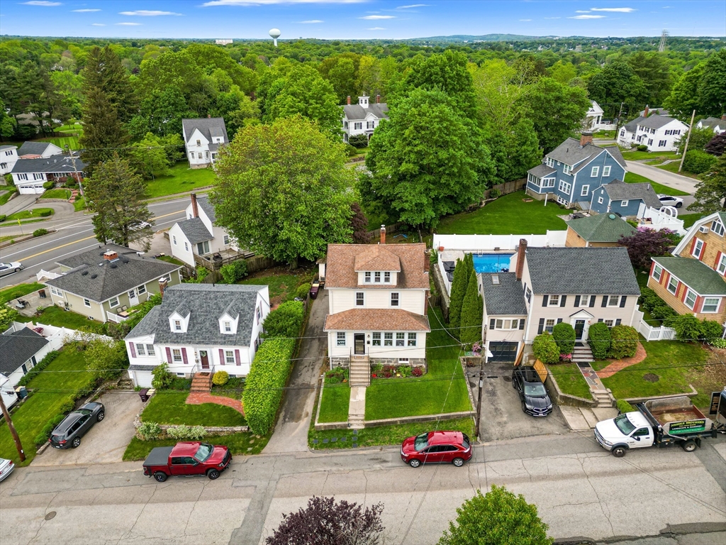 18 Genevieve Rd