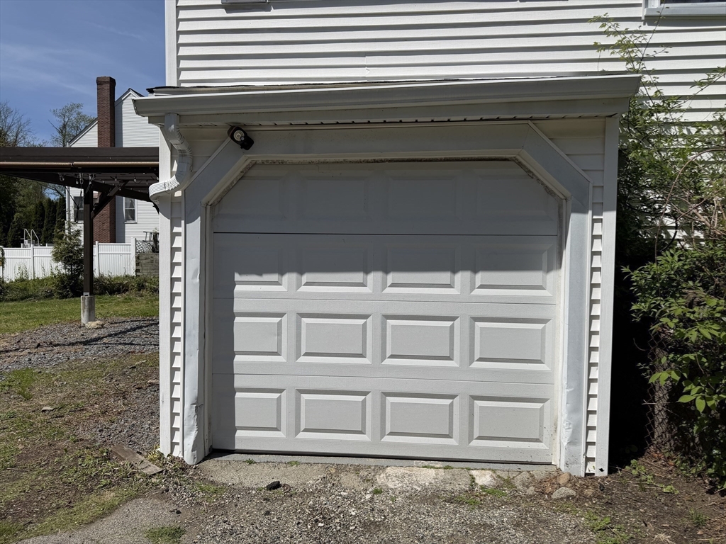 437 Summer St