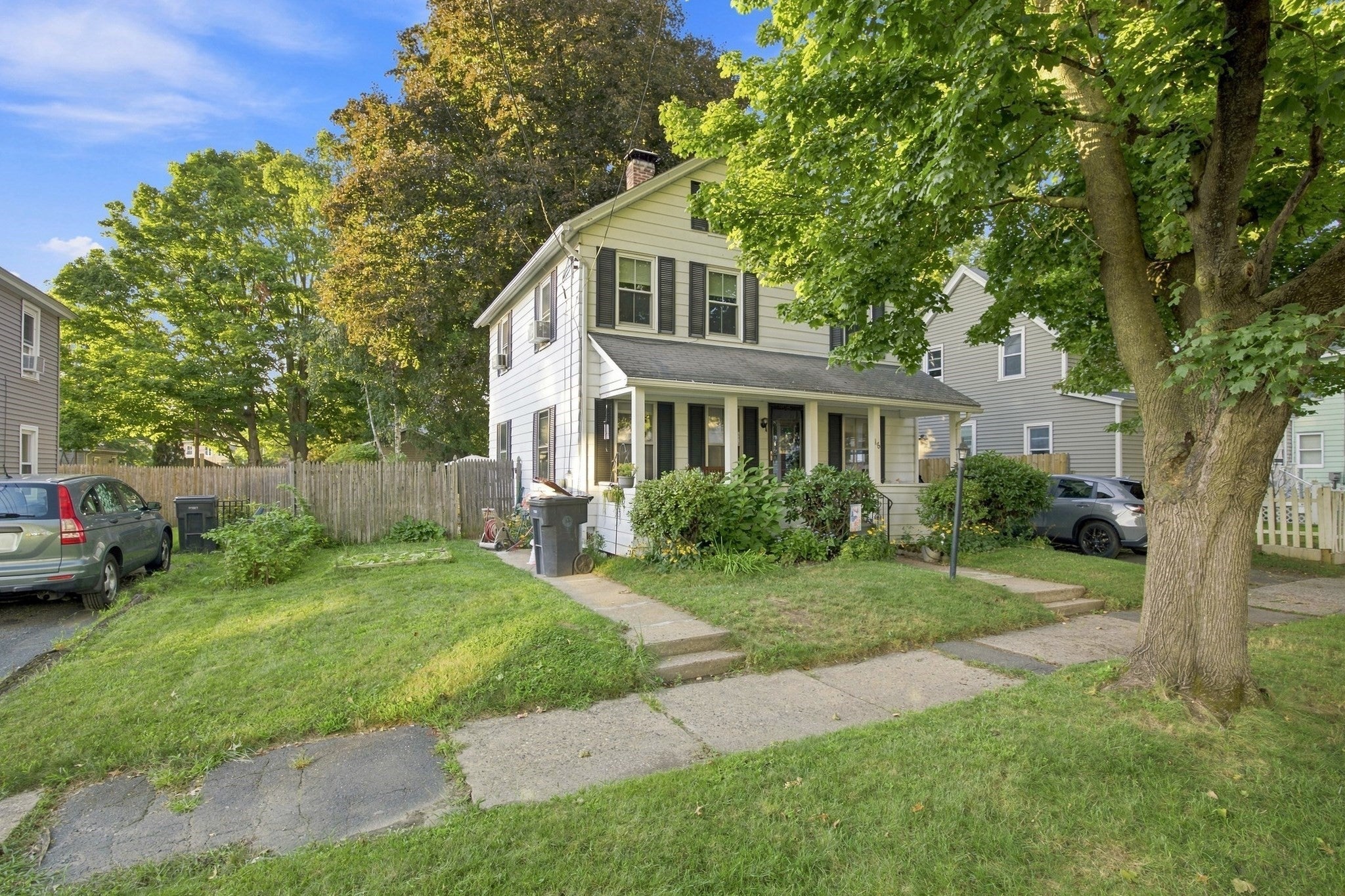 16 Otis St, Westfield, MA Photo #1