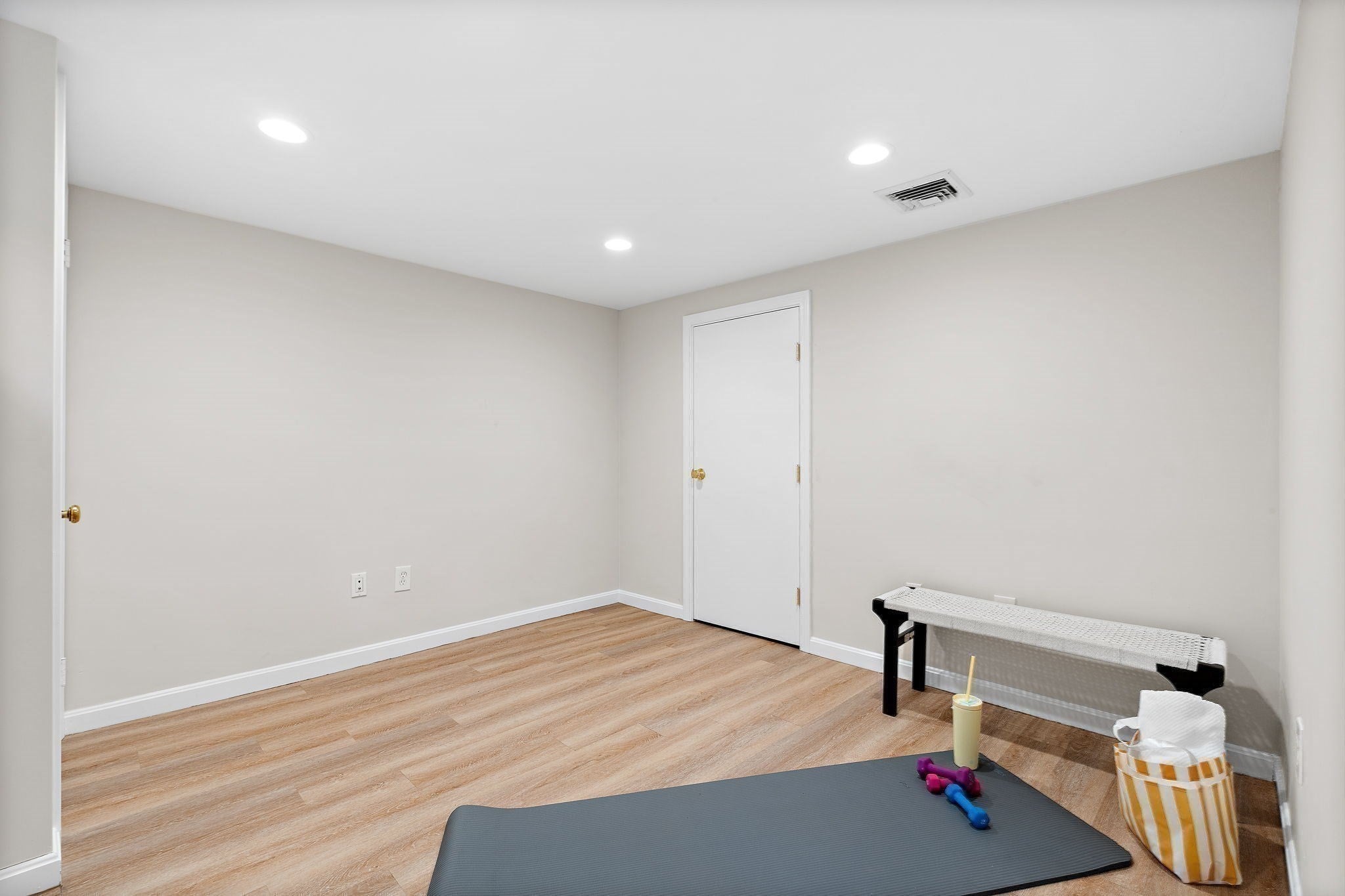 164 Springs Road, Bedford, MA, 164 Springs Road, Bedford, MA Photo #22