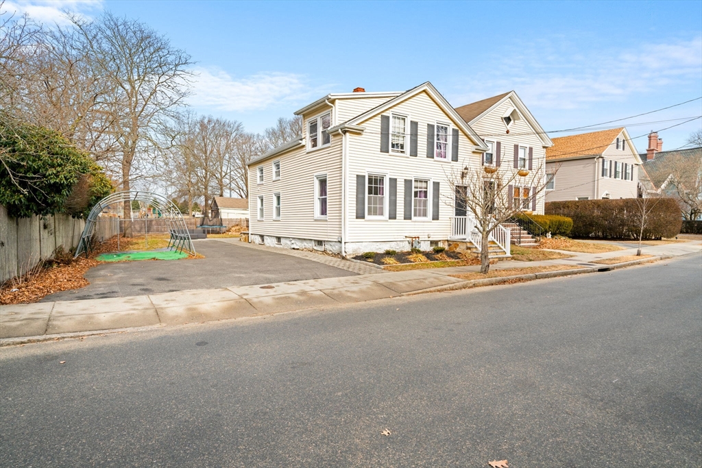 26 Spring St