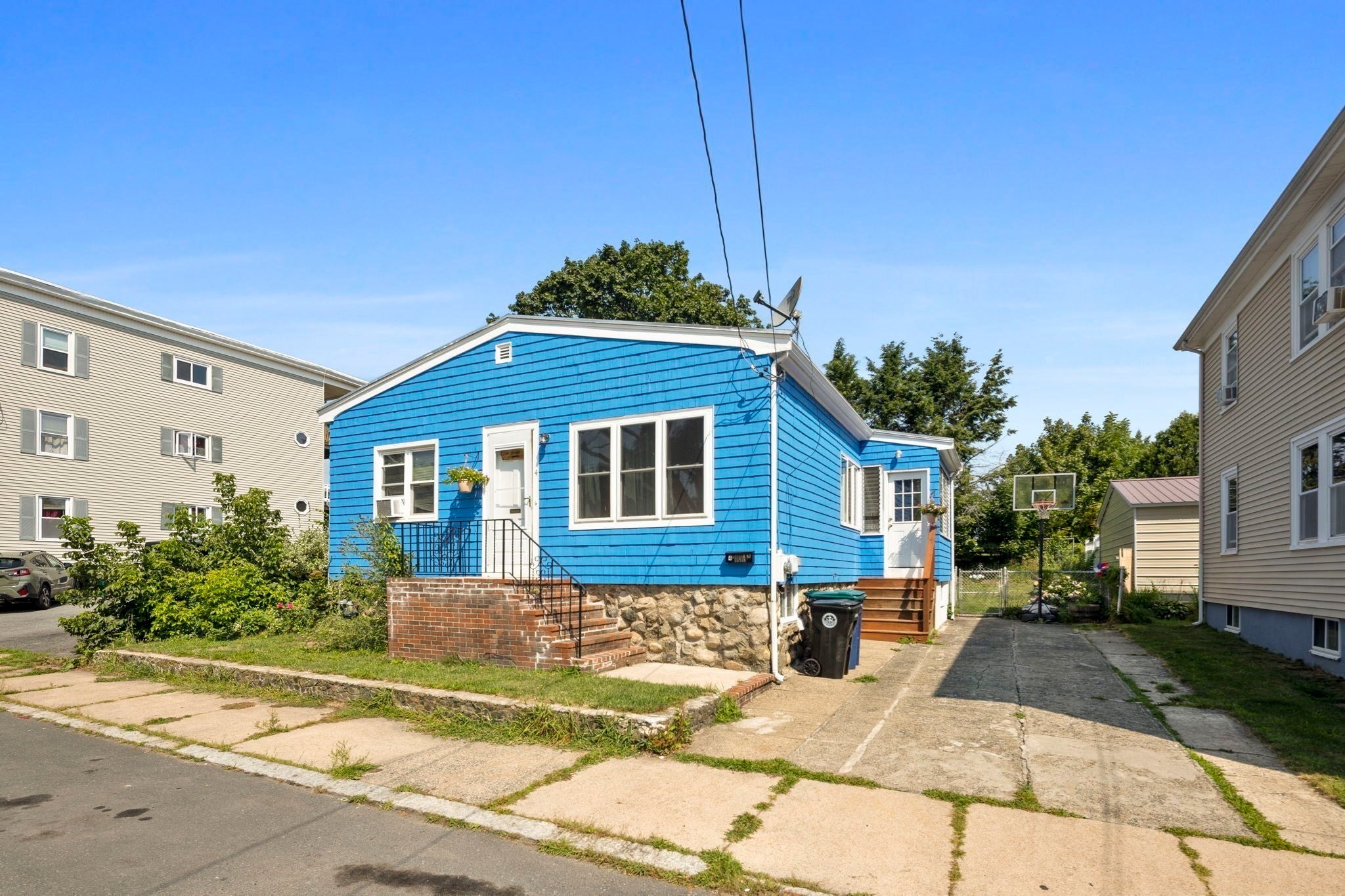 4 Arthur Street, Salem MA 01970