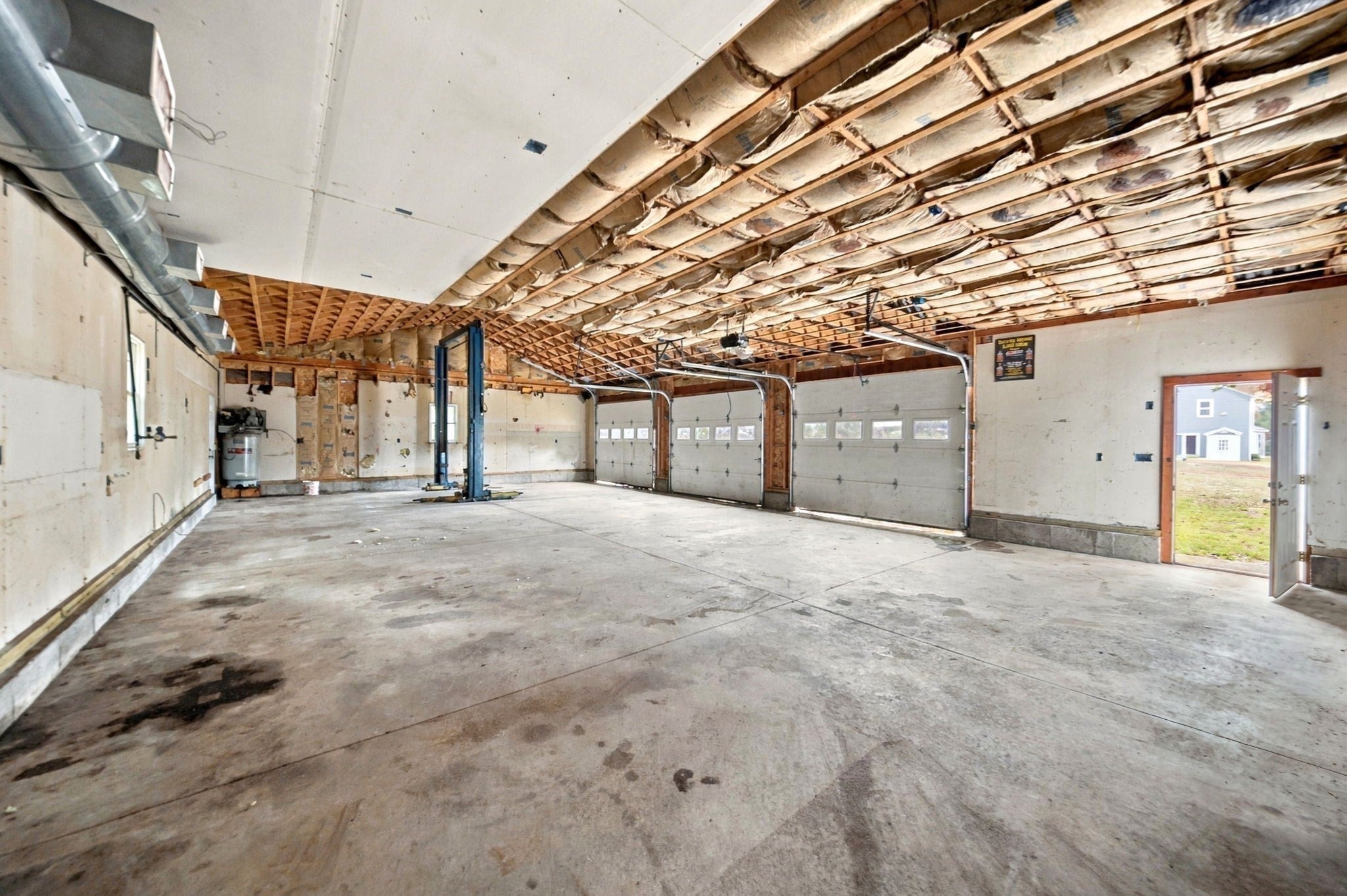 185 Marshall St, Tewksbury, MA Photo #42