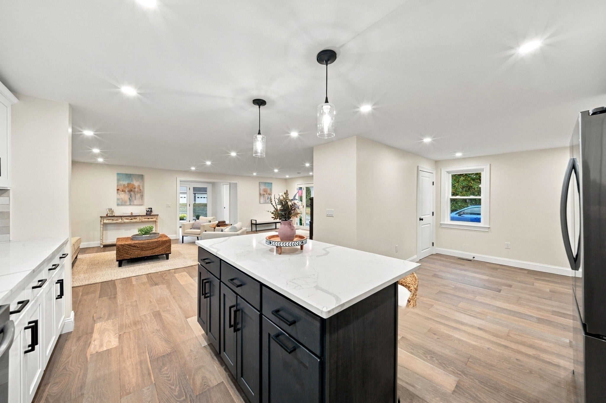 185 Marshall St, Tewksbury, MA Photo #8