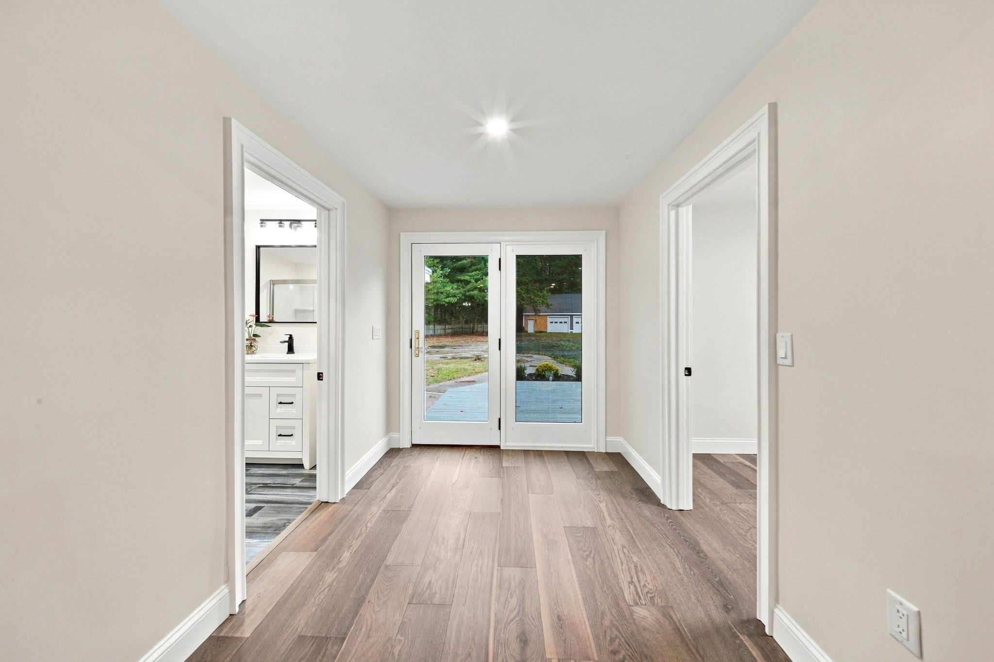 185 Marshall St, Tewksbury, MA Photo #13