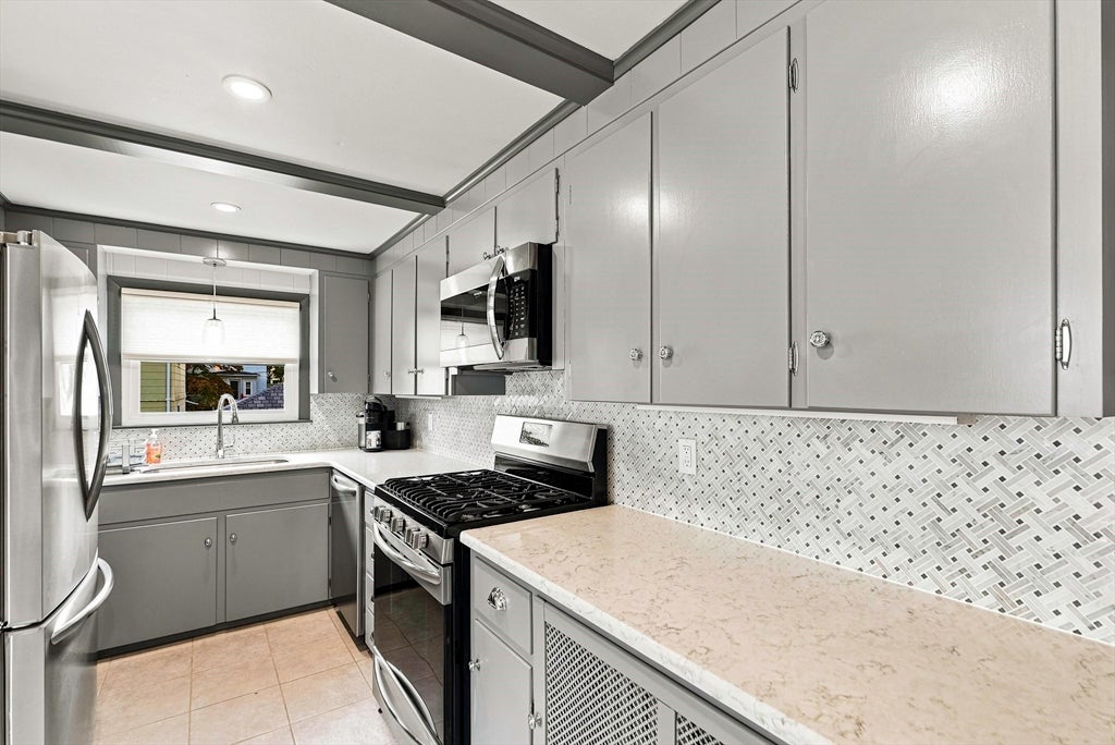 2 Gibbon Avenue, Milford, MA, 2 Gibbon Avenue, Milford, MA Photo #16