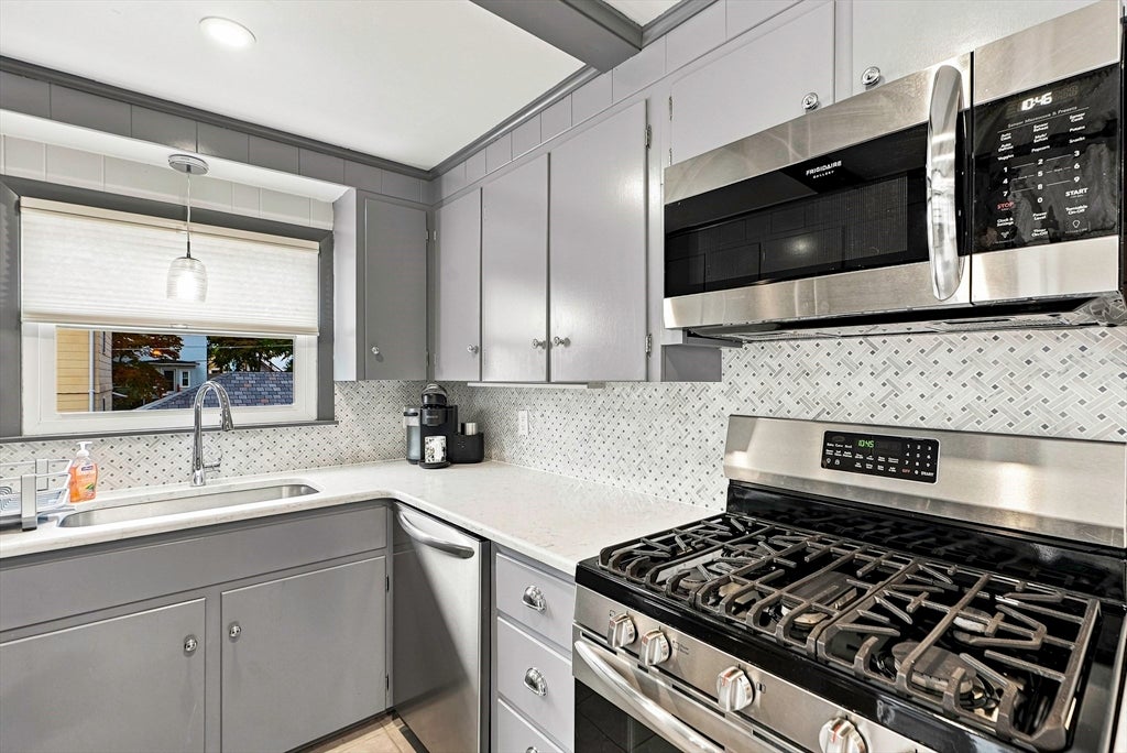 2 Gibbon Avenue, Milford, MA, 2 Gibbon Avenue, Milford, MA Photo #18