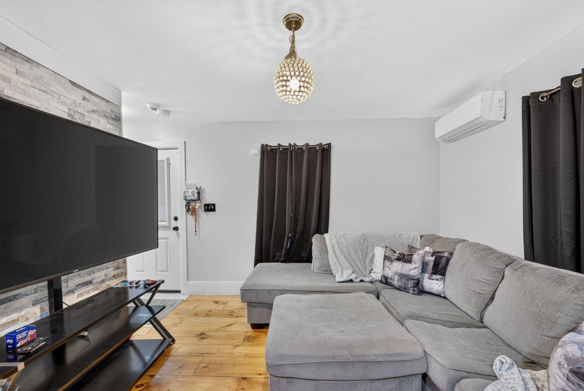 30 Robillard Street