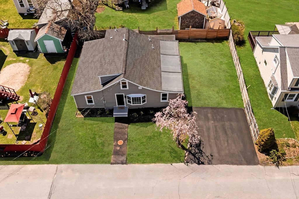 21 Evergreen Street