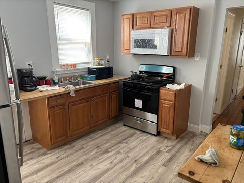 102-104 Robey St Boston MA 02125