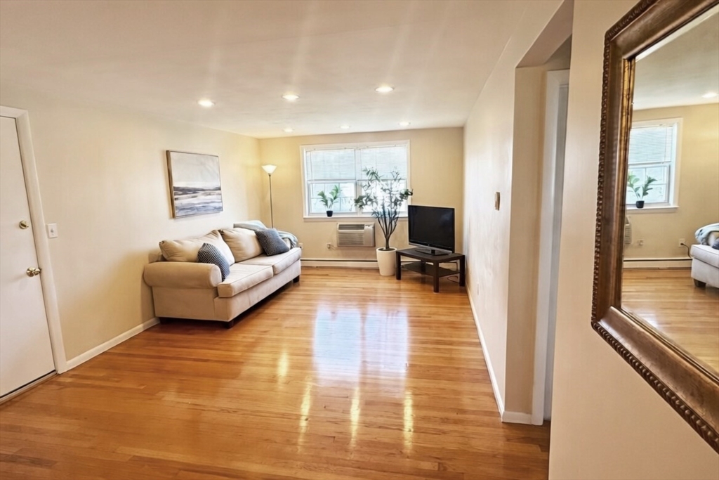 12 Colonial Village Drive 12