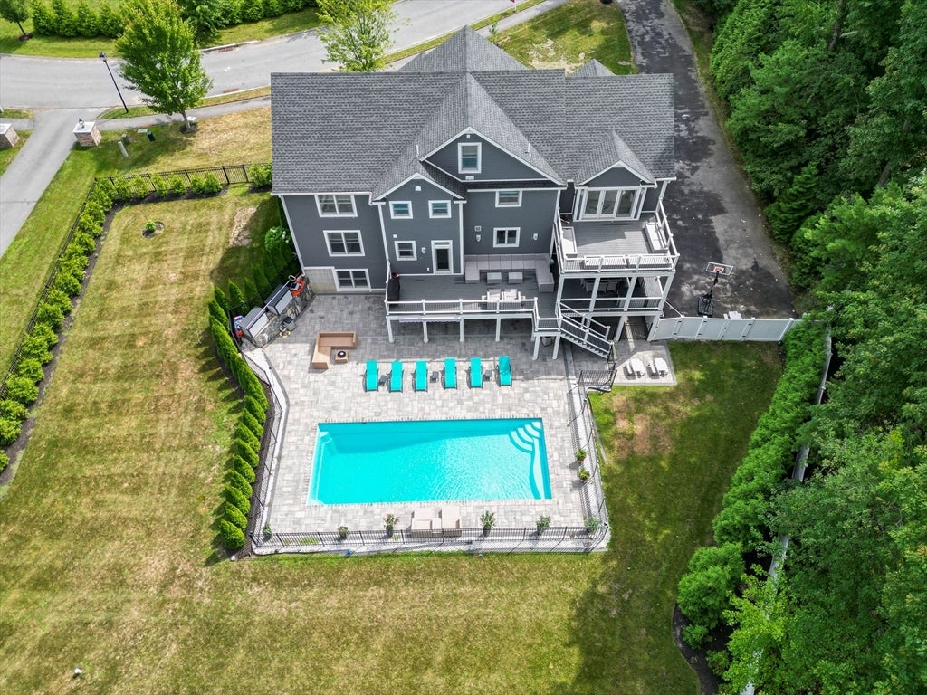 20 Lisa Ln, Georgetown, MA, 20 Lisa Ln, Georgetown, MA Photo #3