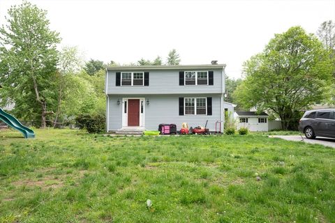 Photo of 16 Richard Ave, Sudbury, MA 01776 (MLS # 73524140)