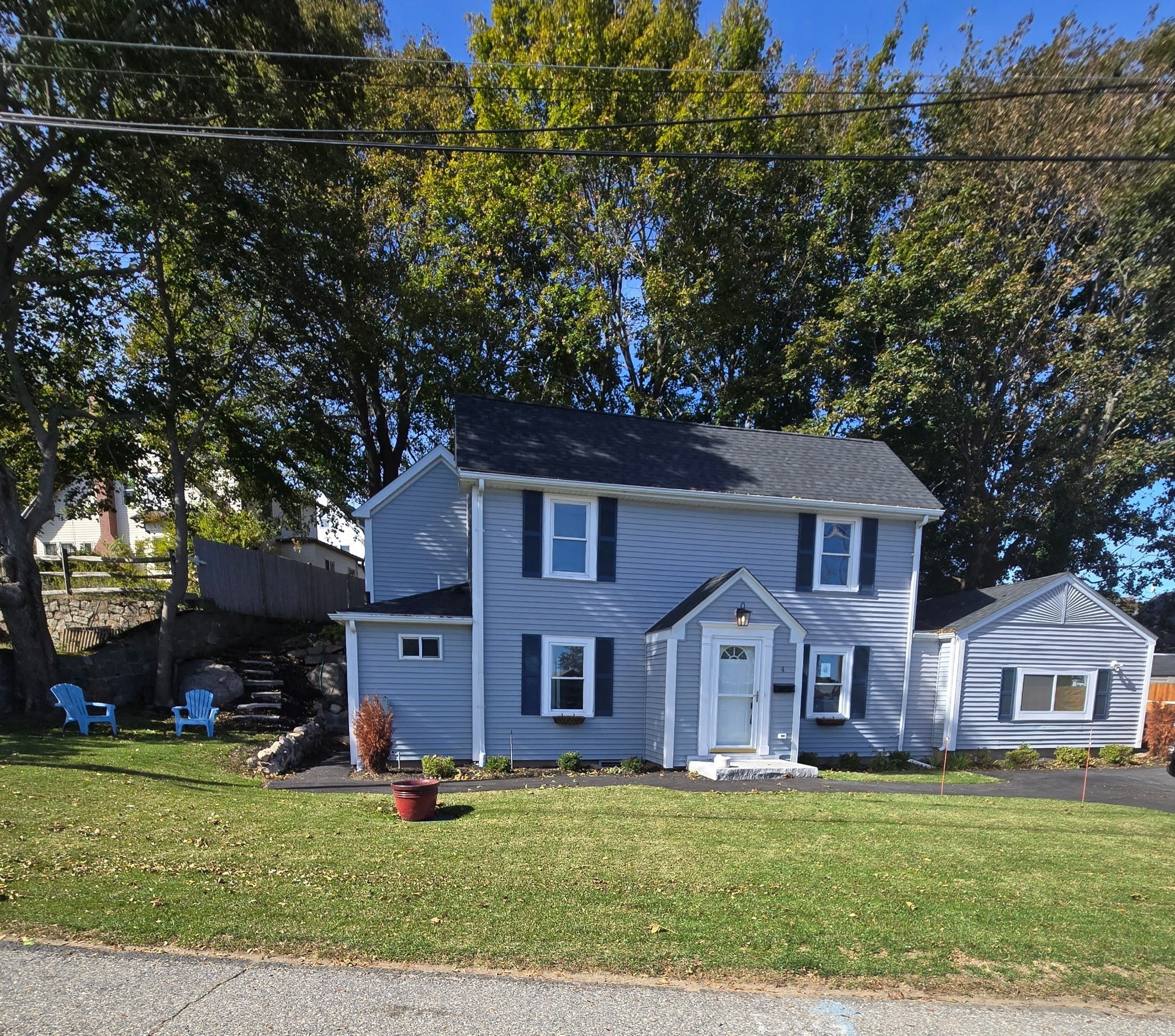 Photo of 4 Stuart Rd, Gloucester, MA