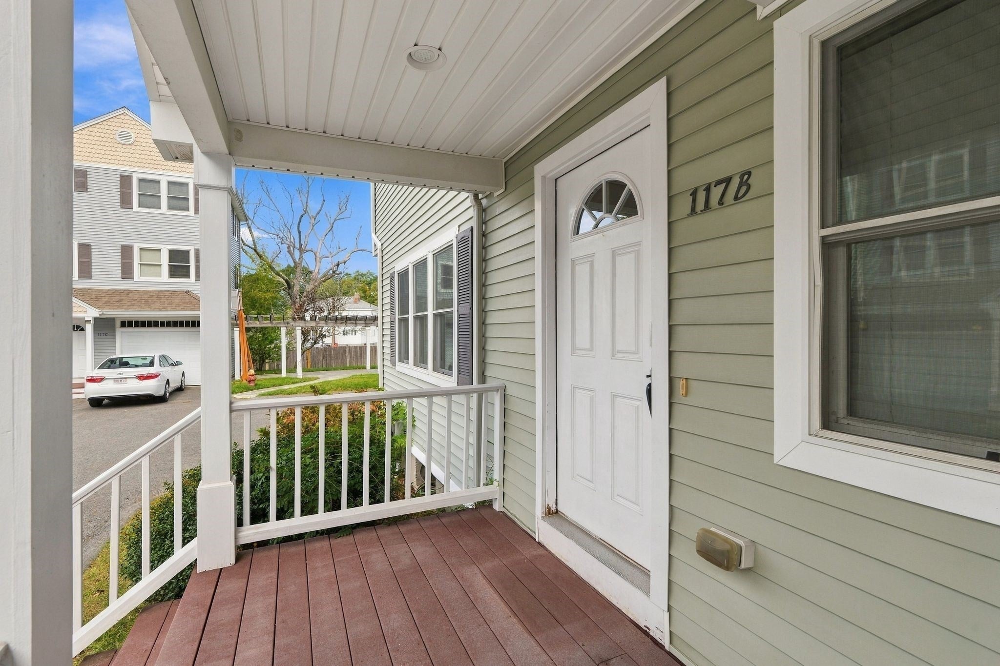 117 Ingell St B