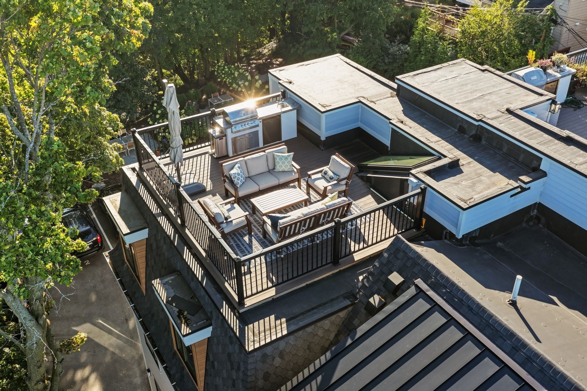 73C Sheridan St. 3