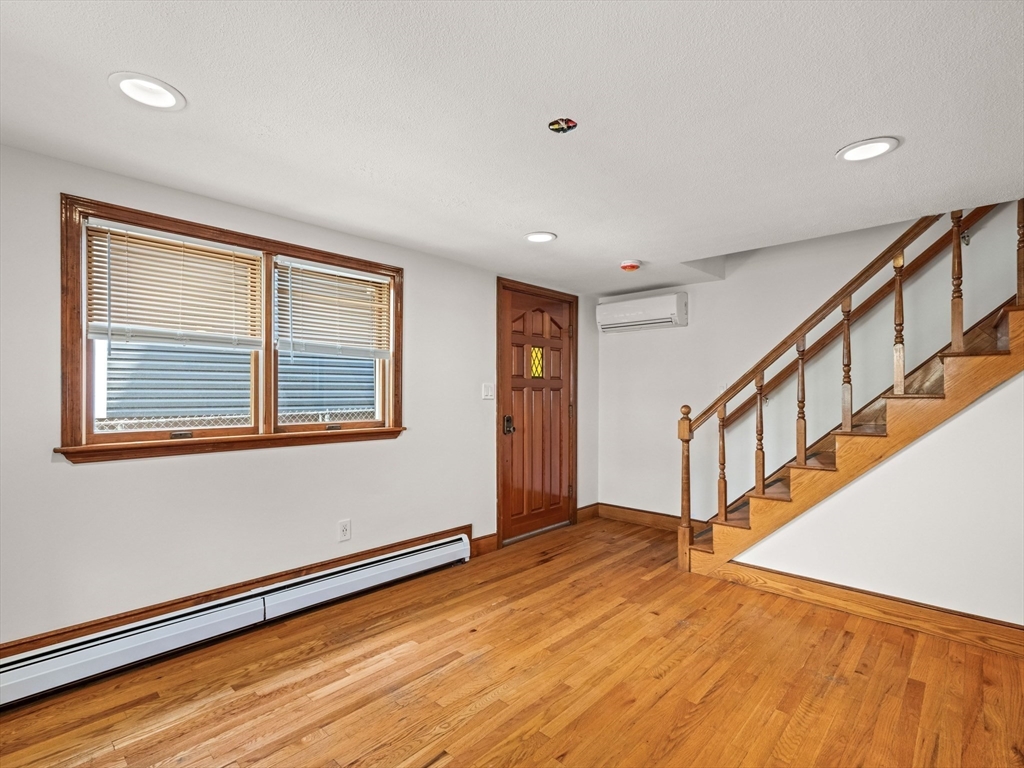 352R Somerville Avenue
