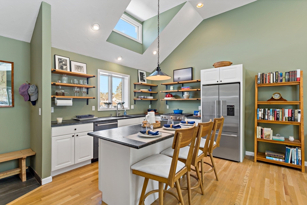 393 N Falmouth Hwy 8