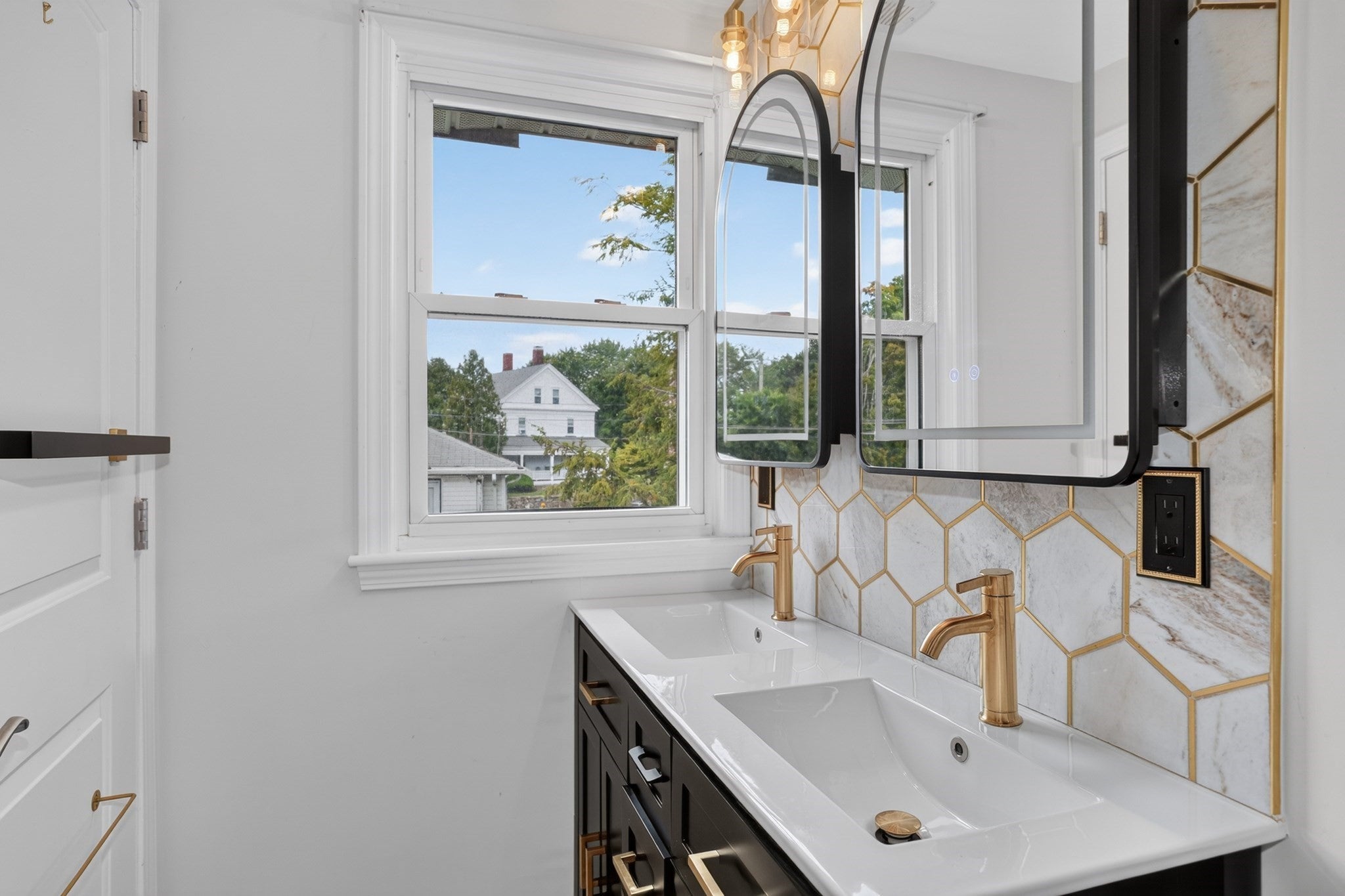 1061 Trapelo RD, Waltham, MA, 1061 Trapelo RD, Waltham, MA Photo #7