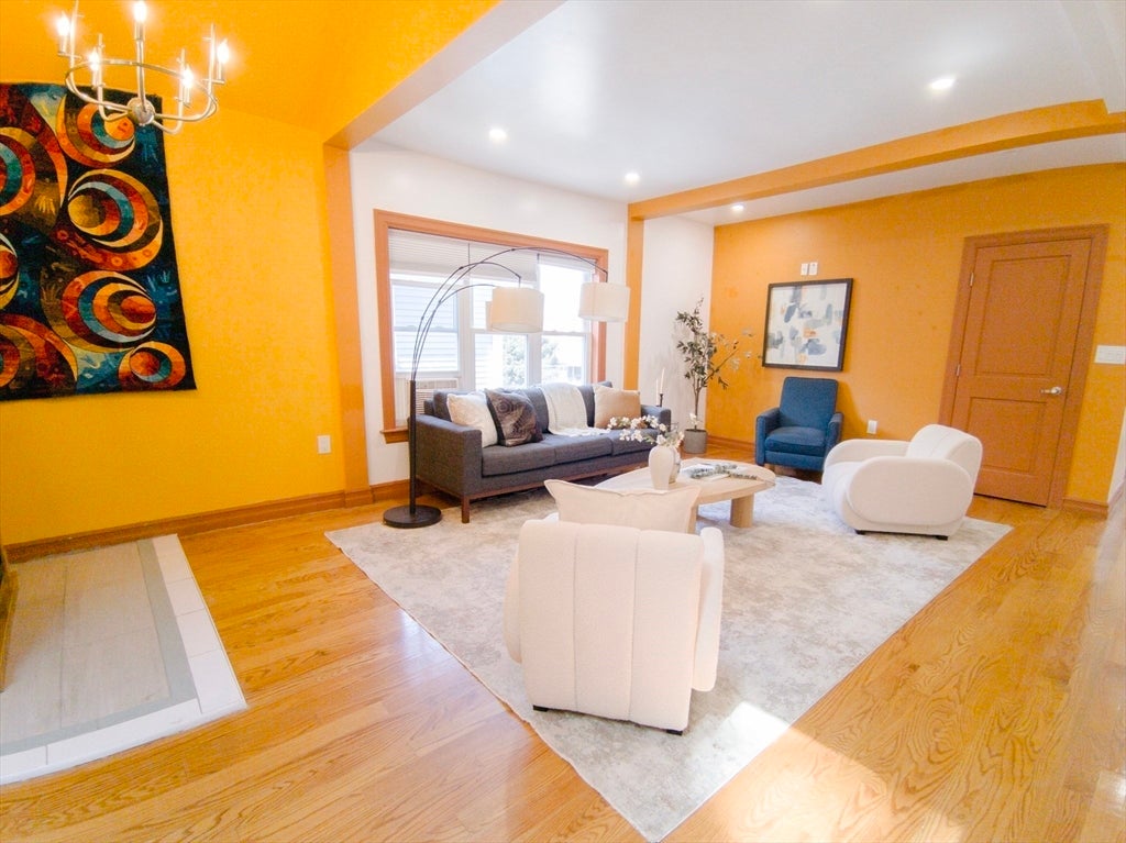 360 Harvard St