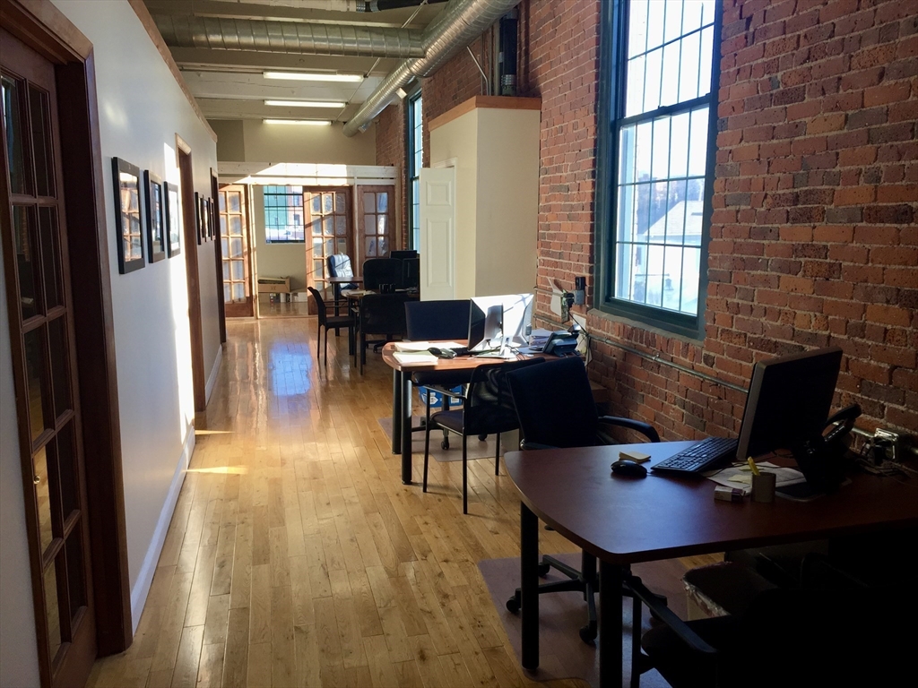 1 Kelley Sq