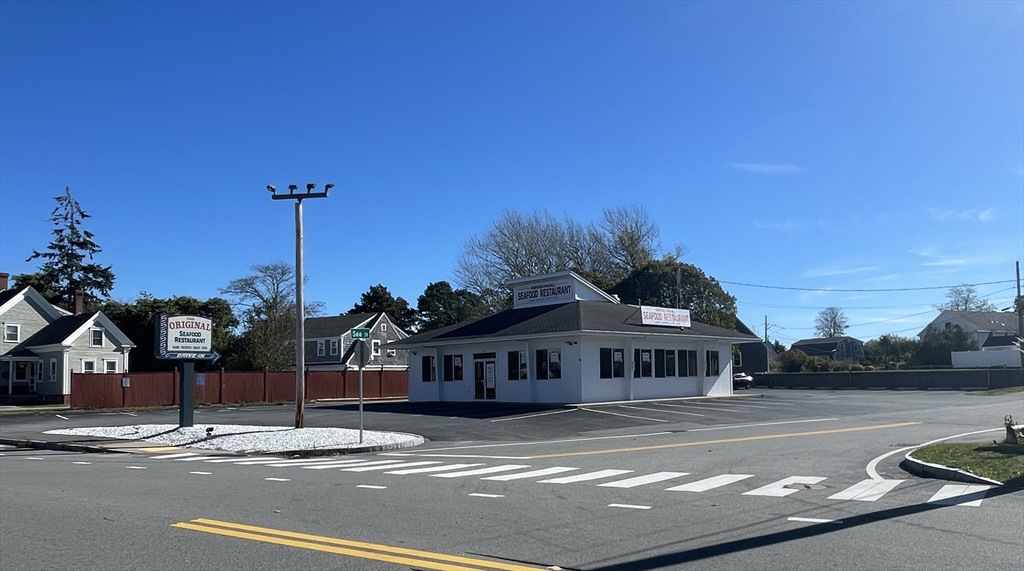 527 Main Street-Ma-28