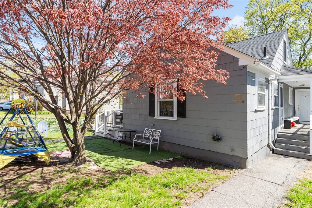 159 East St