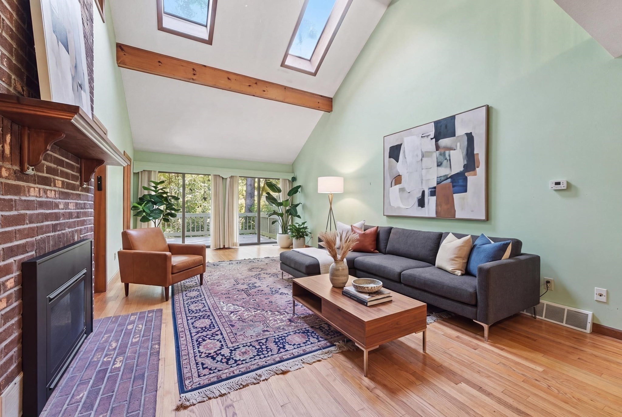 127 Pleasant St, Southampton, MA Photo #5