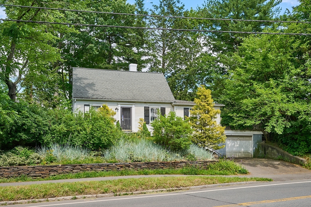 289 Triangle St