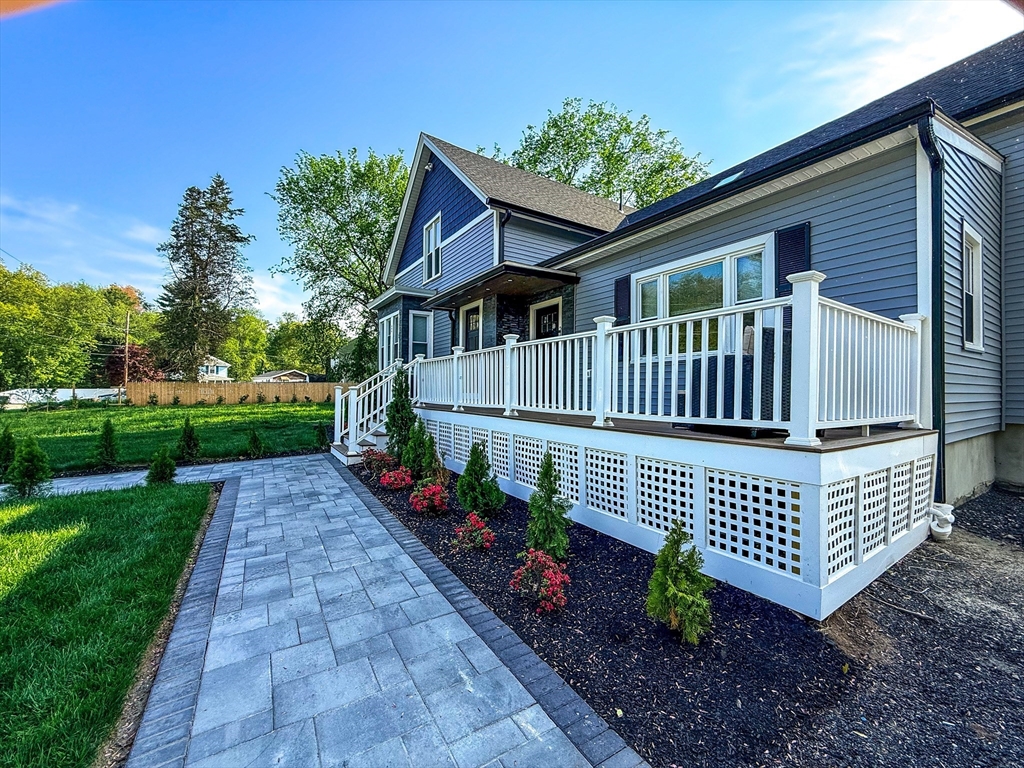 55 Elbow St