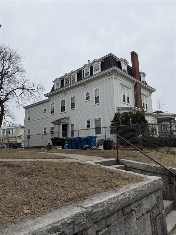 229 Jackson St