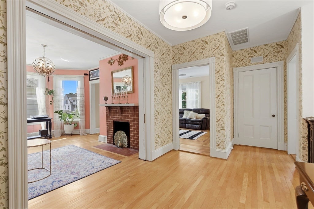 32 Ocean St, Beverly, MA, 32 Ocean St, Beverly, MA Photo #5