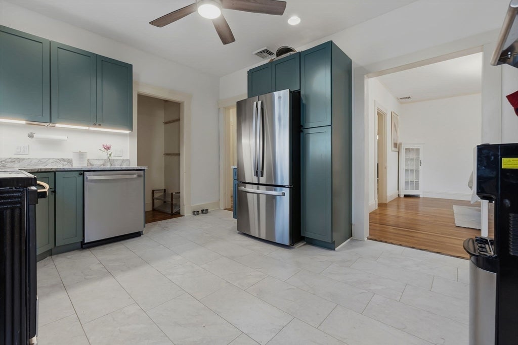 32 Ocean St, Beverly, MA, 32 Ocean St, Beverly, MA Photo #14