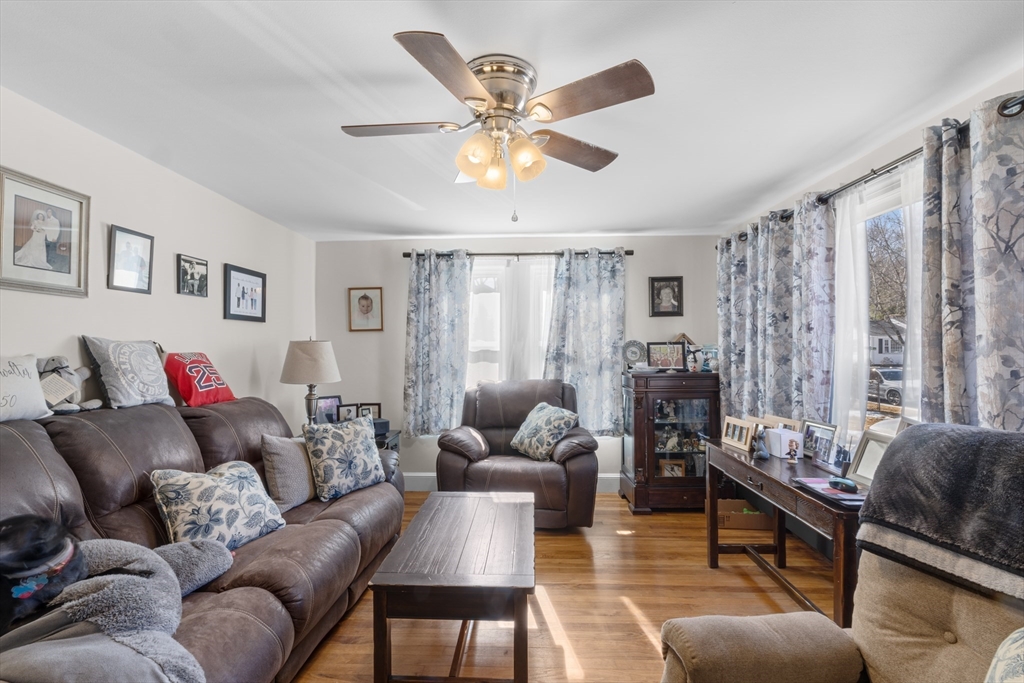 24 Churchill Ave