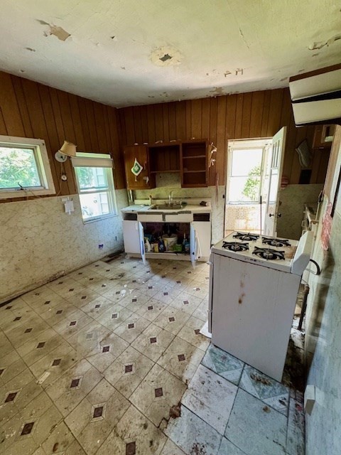 73 Scotch Pond Pl