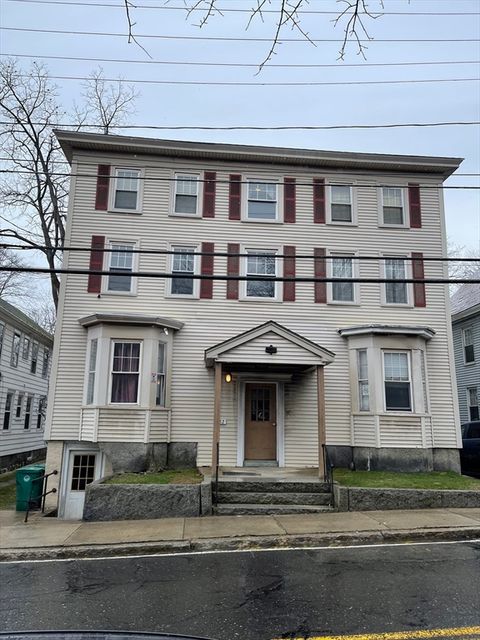 Photo of 32 Mechanic St #2L, Fitchburg, MA 01420 (MLS # 73483400)