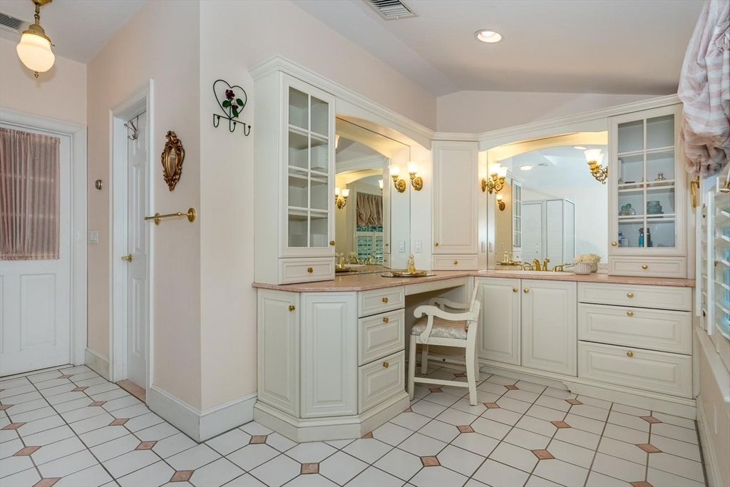 480 York Street, Canton, MA Photo #27
